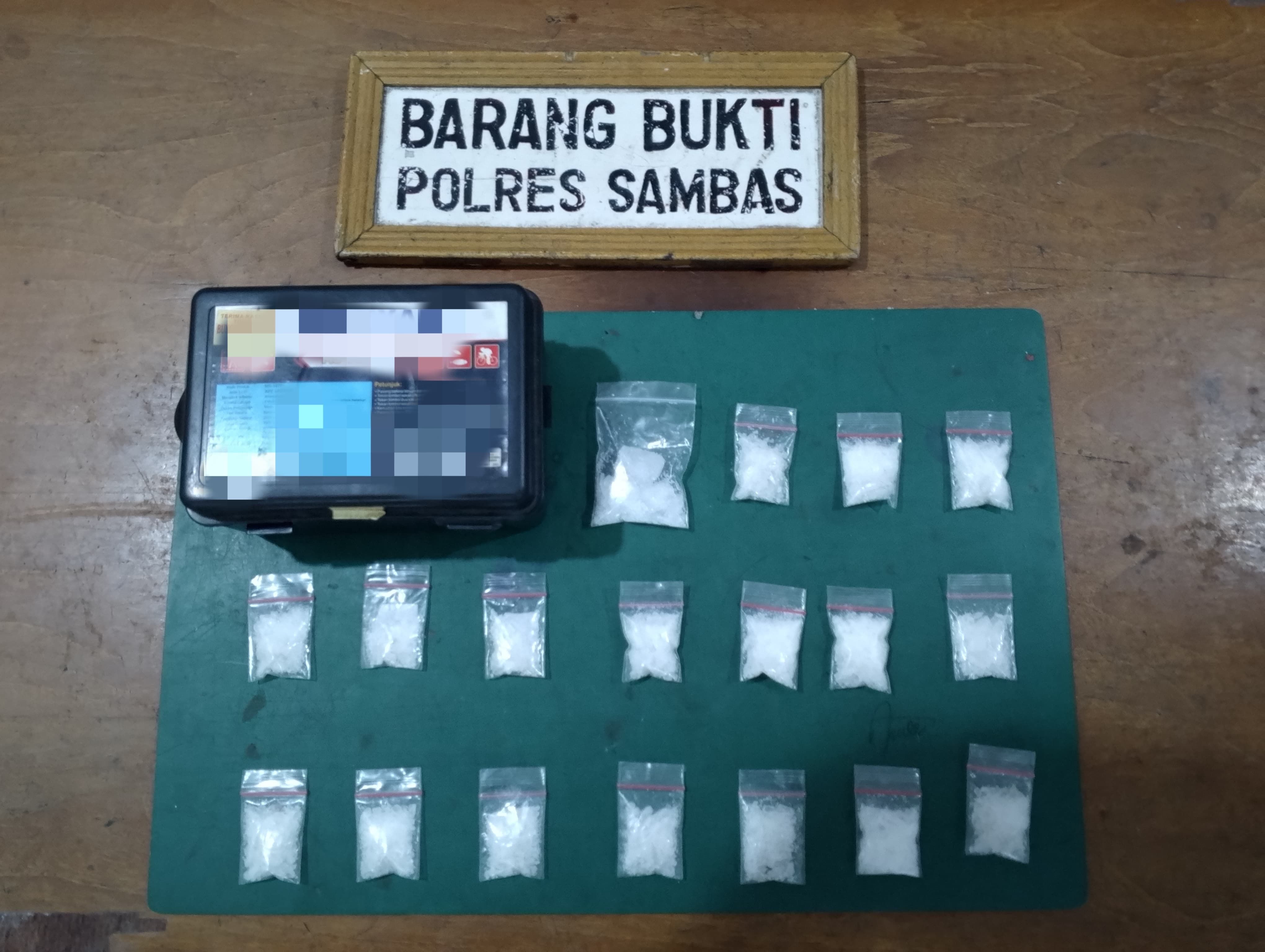 Dua Pelaku Narkoba di Sajingan Besar Ditangkap, Polisi Sita 73,82 Gram Sabu