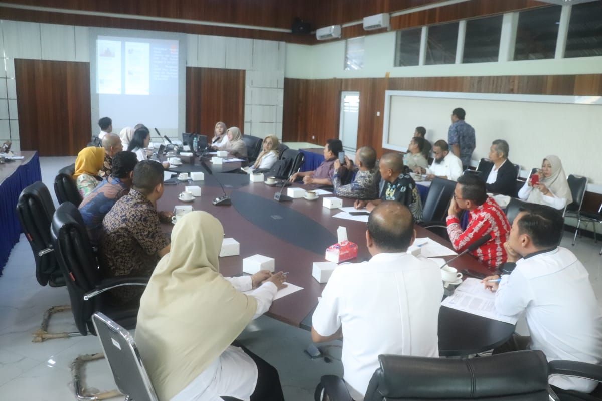 DPRD Sambas Konsultasi ke DLHK Provinsi Kalbar, Serius Tangani Keruhnya Air Sungai Sambas