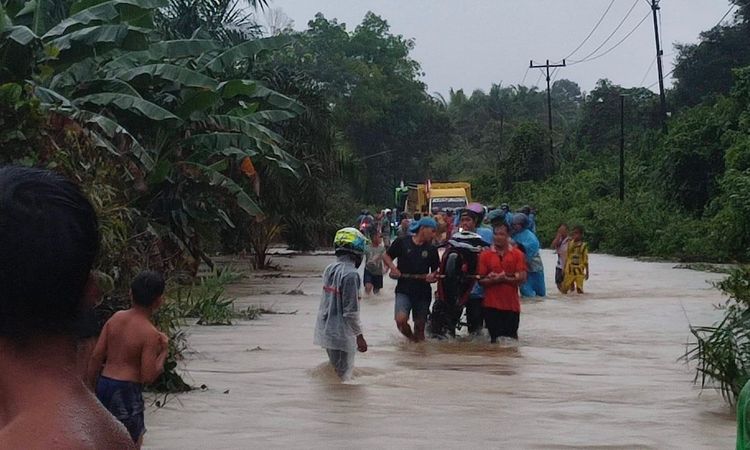 Banjir Area Jalan Sambas Subah