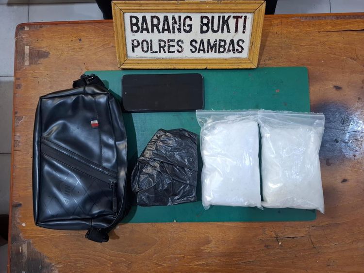 Satresnarkoba Polres Sambas Gagalkan Peredaran 722 Gram Sabu di Sajingan Besar, Satu Pria Diamankan