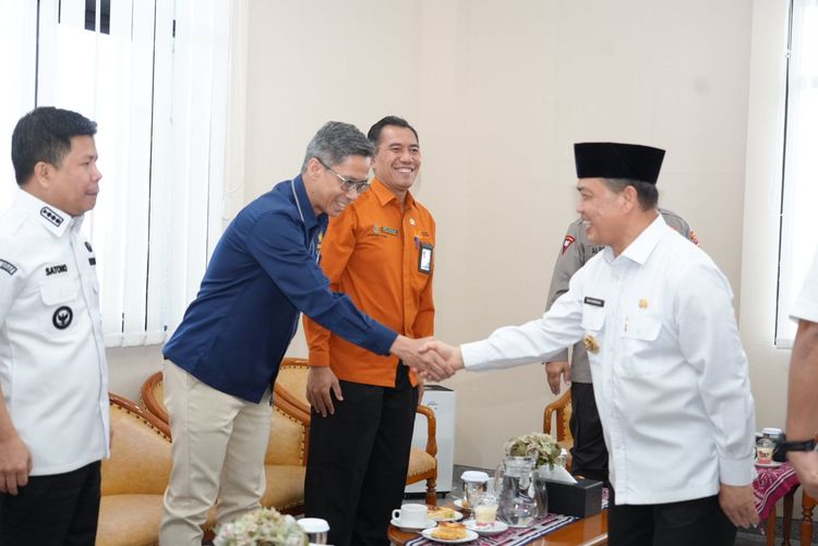 Gubernur Ria Norsan Pimpin High Level Meeting TPID, Antisipasi Inflasi Semester II 2026