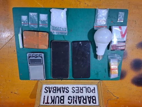Dua Terduga Pelaku Penyalahgunaan Narkotika Diamankan Polres Sambas di Kecamatan Tebas