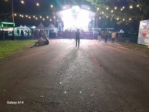 Menyambut Tahun Baru dengan Perayaan Pekan